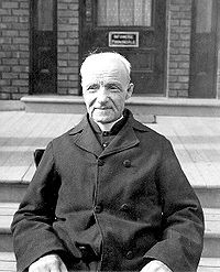 Fr?re Andr? 1920.jpg